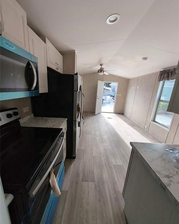 1st image of 2423 NE Palm Ave Lot 29