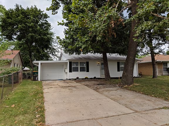 1 car attached garage