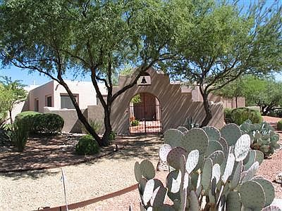 4th image of 1043 W Saddlehorn Dr