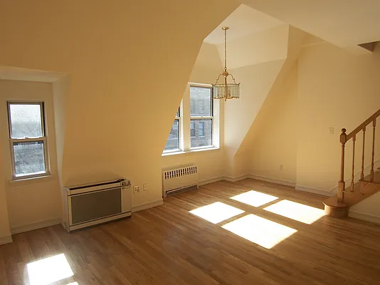 Rented by Luxor Homes & Investment Realty | media 30