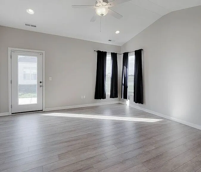 3275 Shoal Way — Photo 12