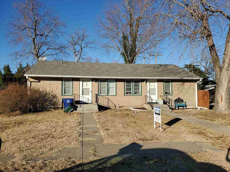 2nd image of 318-320 W 6th St