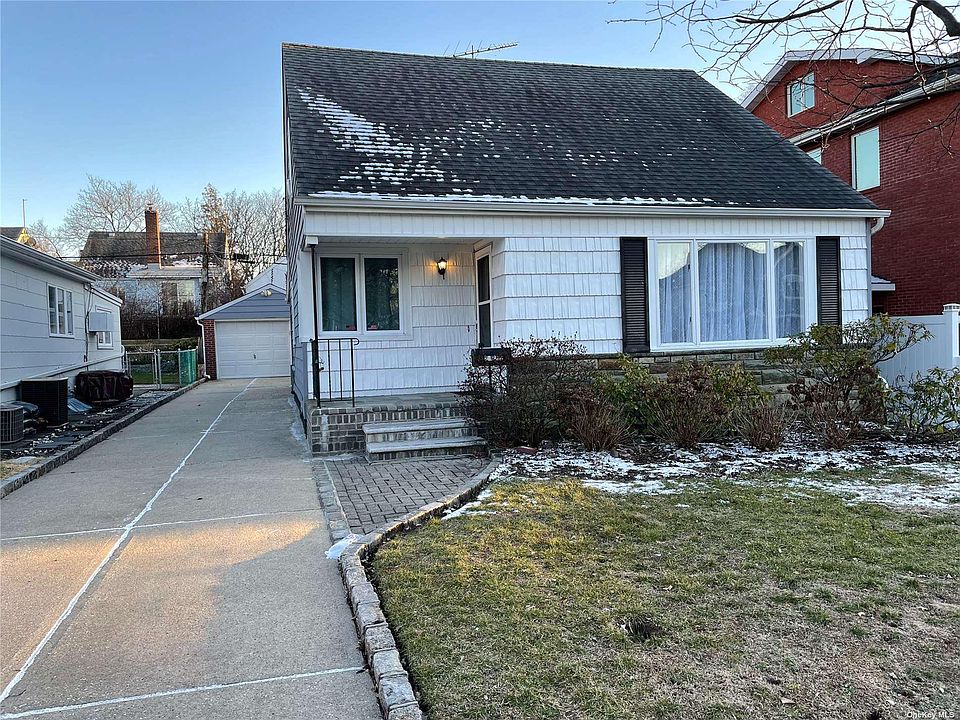 1st image of 246-32 Cambria Ave
