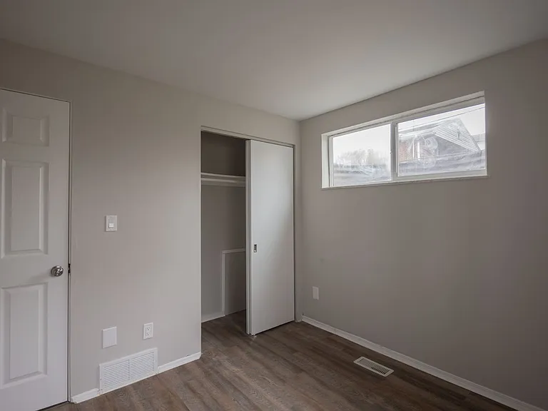 2948 Mogadore Rd — Photo 12