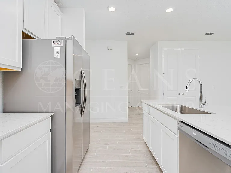 4121 Acoma Dr — Photo 10