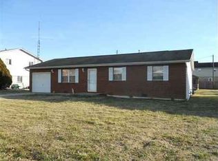 102 Washington St, South Pt, OH 45680