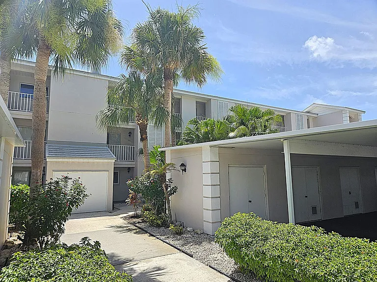 437 Cerromar Ln #424-22 — Photo 4