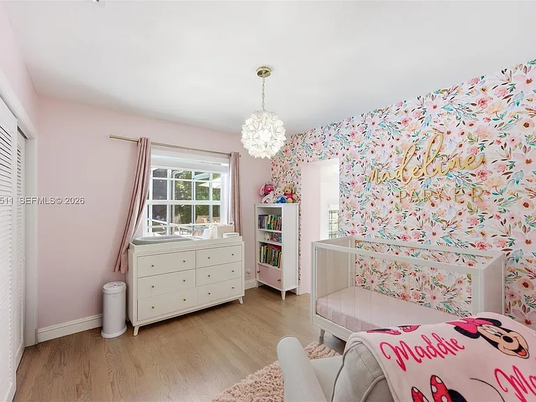 608 SW 13th St — Photo 11