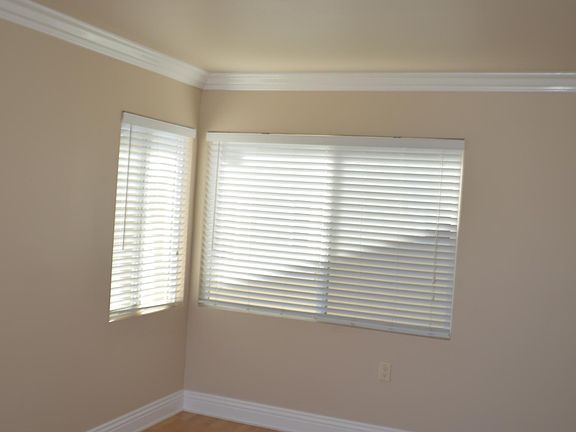 3rd image of 2051 E Bermuda St