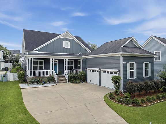 2nd image of 3247 Carollton Dr