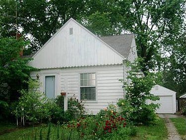 1st image of 16 Marion Ave