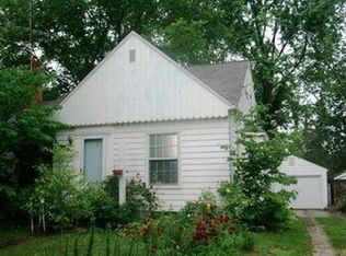 16 Marion Ave, Mogadore, OH 44260