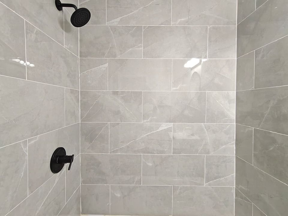 1st image of 7108 Oxford Ave #59