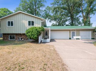 26690 Feriday Ave, Wyoming, MN 55092