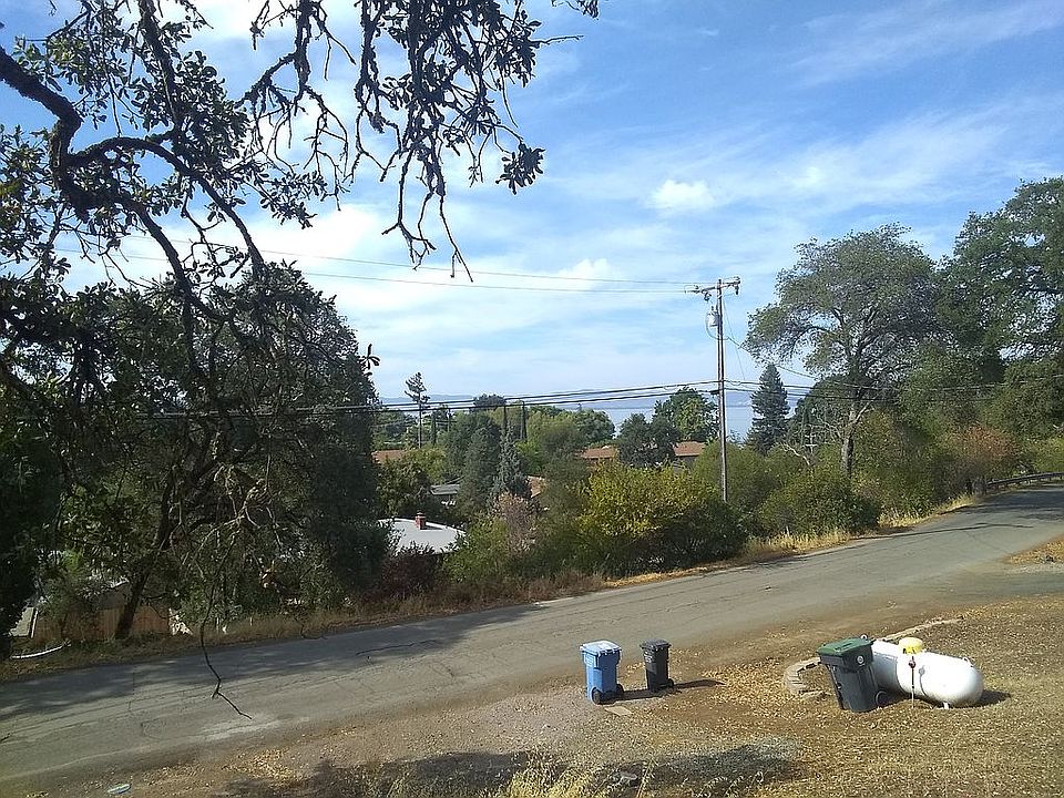 Lake-view at 4642 Foothill Dr