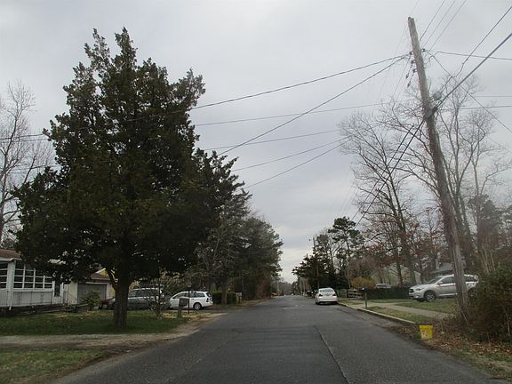 5th image of 98 Martin L King Ave