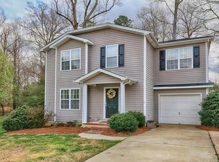 310 Woodlynn Dr, Charlotte, NC 28214