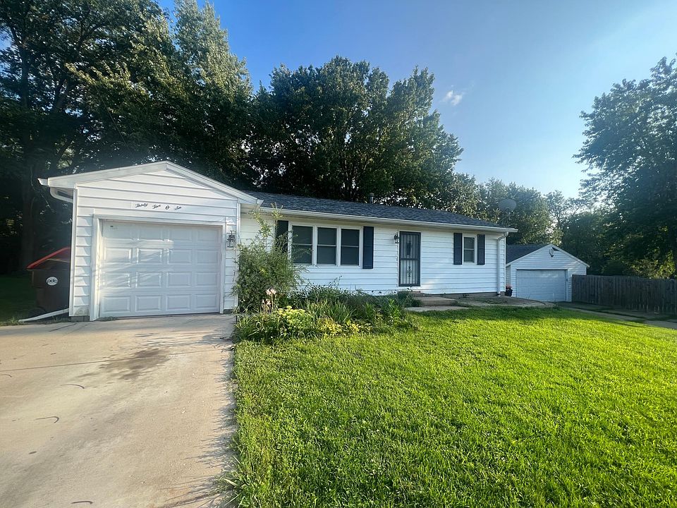 1st image of 3506 W Sylvan Ln
