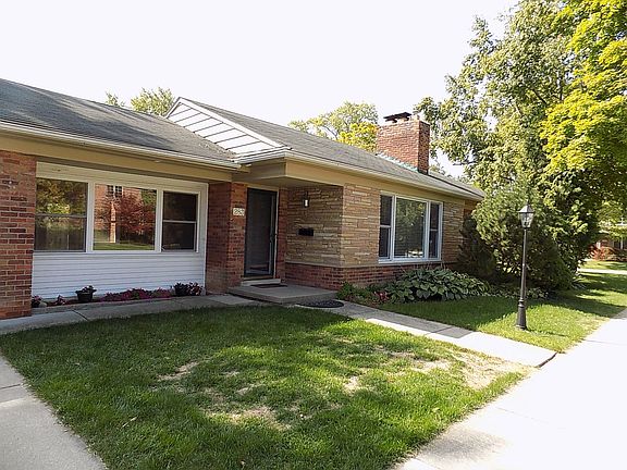 2nd image of 283 Northlawn Blvd