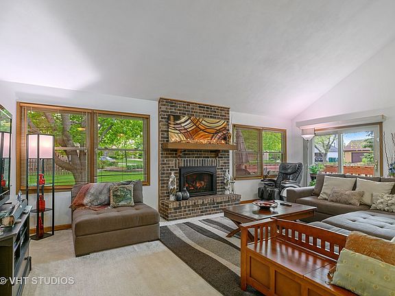 4th image of 350 Tanglewood Dr