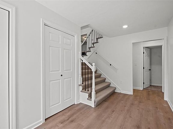 5th image of 11906 E 59th St
