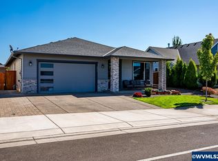1511 SE Barberry Ave, Dallas, OR 97338