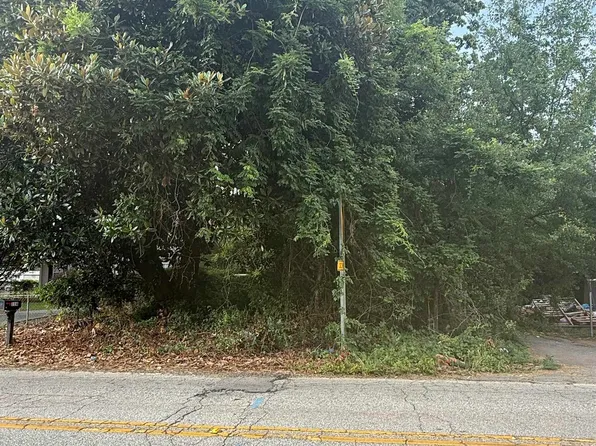 114 W Roosevelt Dr, Anderson, SC 29624