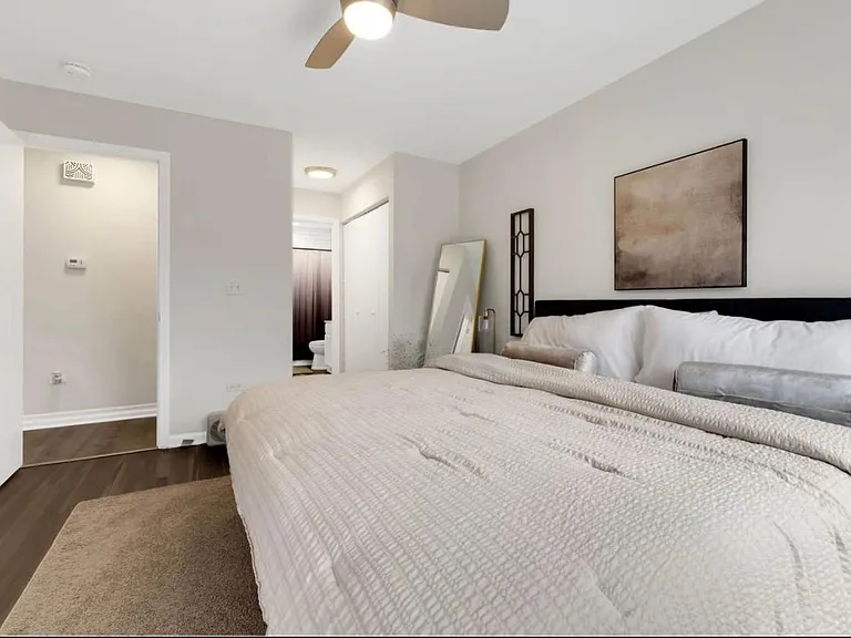379 Sandhurst Cir — Photo 6