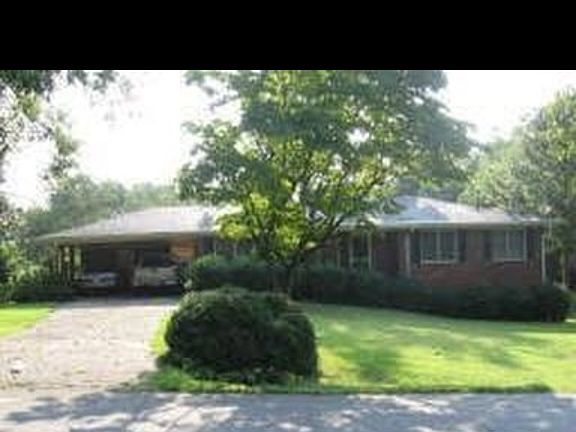 3rd image of 3488 Grant Dr NW