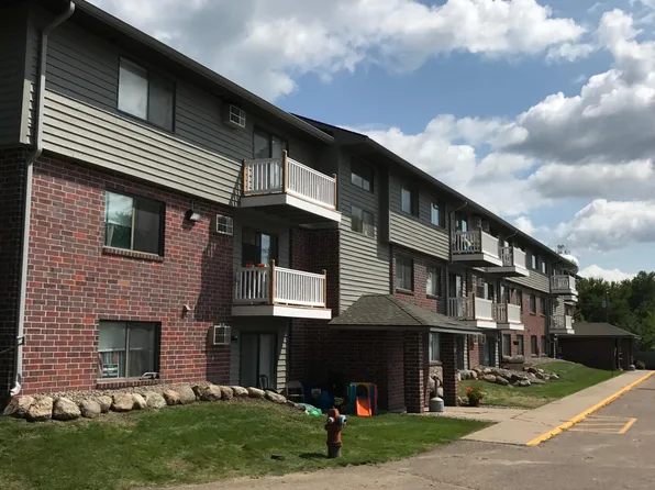 Manchester Place, 5285 Manchester Dr #104, Maple Plain, MN 55359