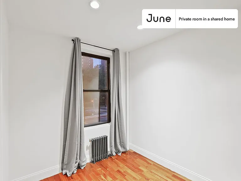 345 E 21st St #2B — Photo 5