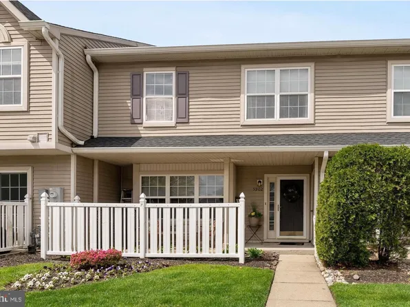 5902 Coventry Way, Mount Laurel, NJ 08054