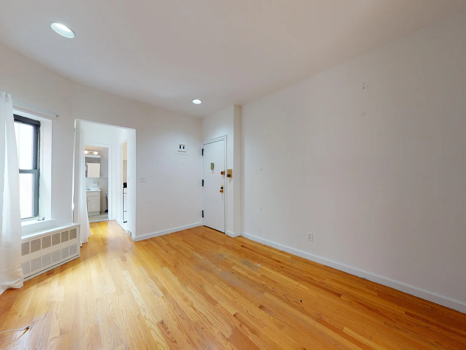 500 East 76th Street — Photo 4