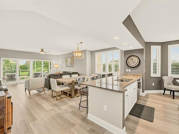 3rd image of 960 STARKEY ROAD #6206