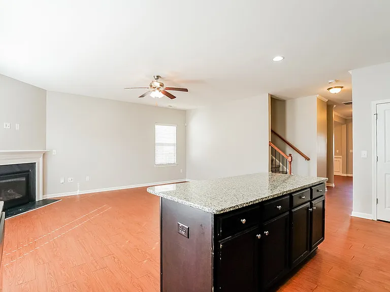 97 Gaillardia Way — Photo 8