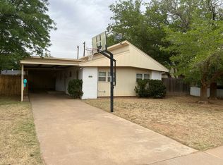 2712 62nd St, Lubbock, TX 79413