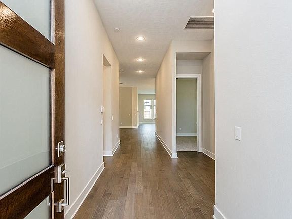 3rd image of 13215 S Salmon River Cir