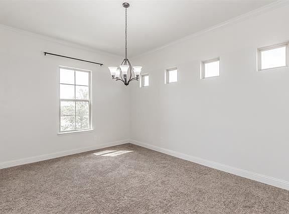 3rd image of 17692 Sequoia Dr