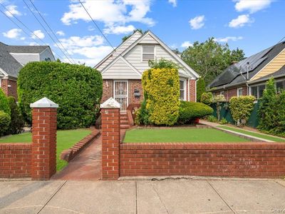 115-34 237th Street, Elmont, NY, 11003