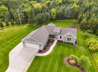4031 Autumn Ridge Dr, Middleville, MI 49333
