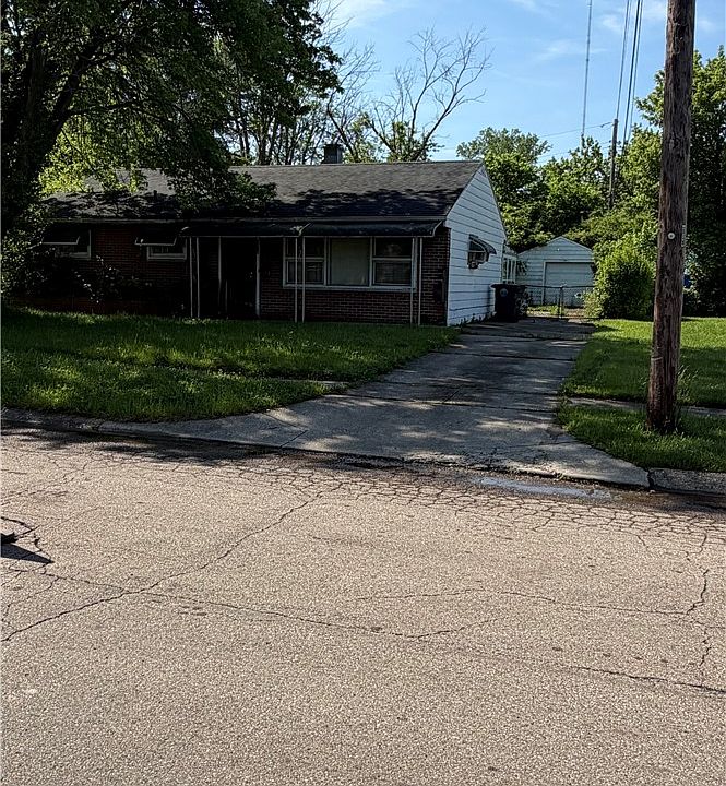 1st image of 3926 Palmerston Ave