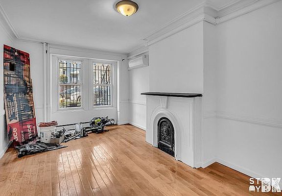 3rd image of 32 Woodbine St #1