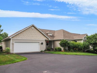 2882 E Crown Dr, Traverse City, MI, 49685