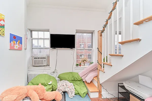 Rented by Living New York | media 13