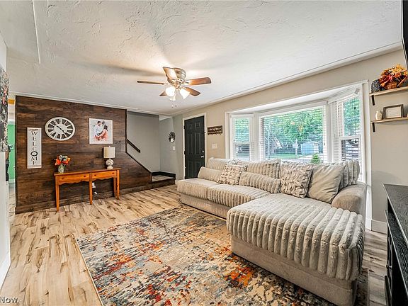 5th image of 632 Irving Park Blvd