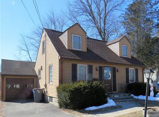 41 Stonecrest Dr, Bristol, CT 06010