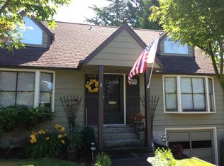 8232 41st Ave NE, Seattle, WA 98115