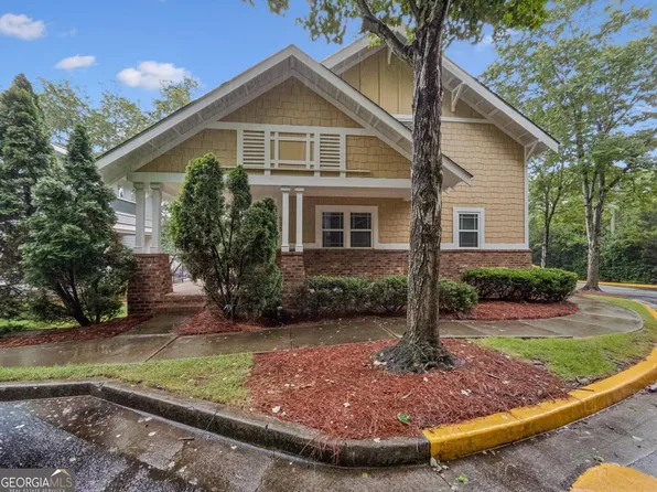 490 Barnett Shoals Rd APT 526, Athens, GA 30605