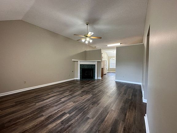 2nd image of 7665 Fox Hunt Dr E