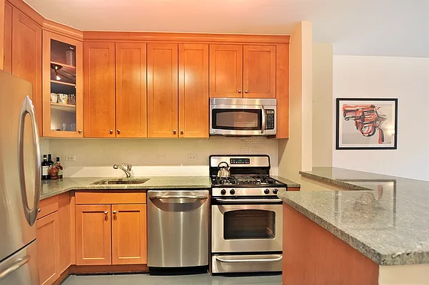 Sold by Corcoran | media 19